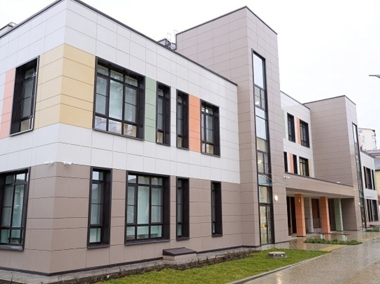 В Адлерском районе Сочи достроили новый детский сад на улице Ленина