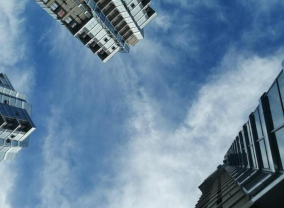 Рынок элитного жилья в Сочи просел на четверть в 2025 году