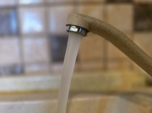 В нескольких районах Сочи произошли аварии на водоводе