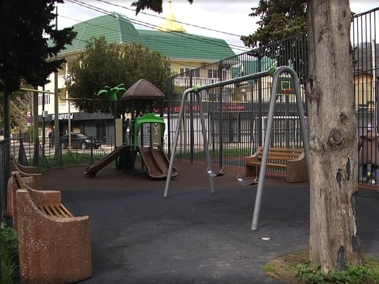 В посёлке Головинка в Сочи открыли новую спортивно-игровую площадку